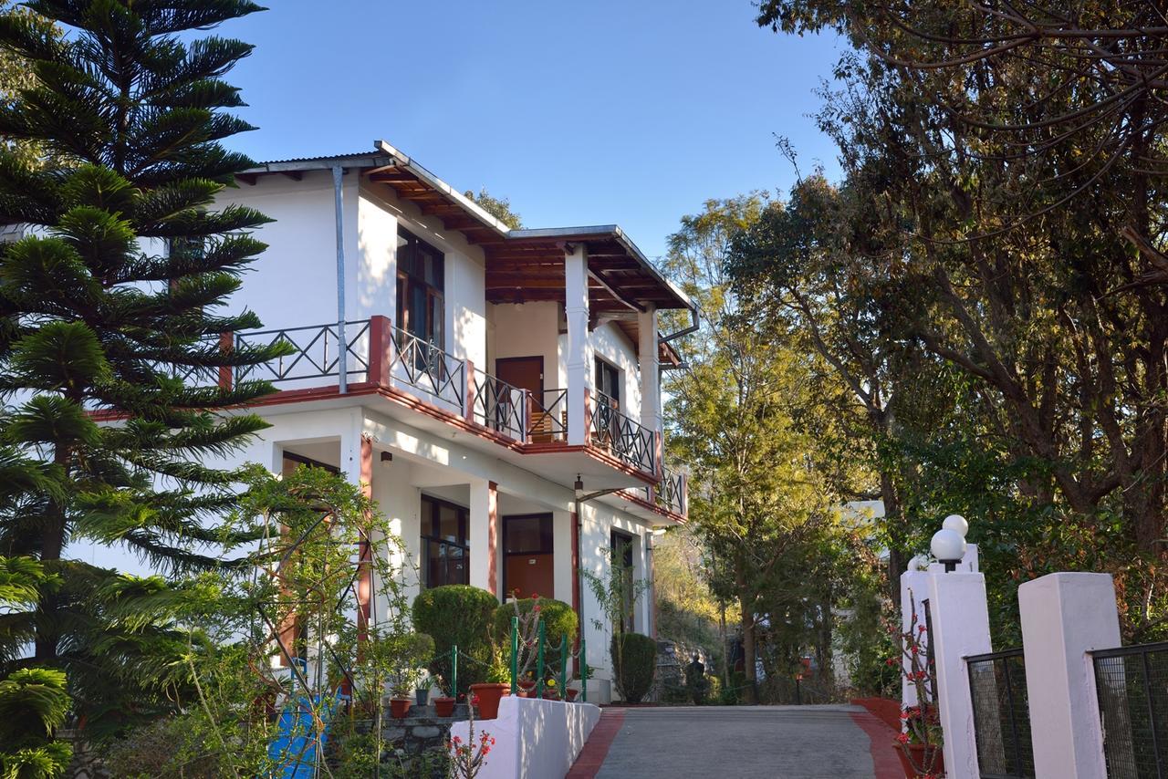 Hotel Maya Regency Bhīm Tāl Kültér fotó